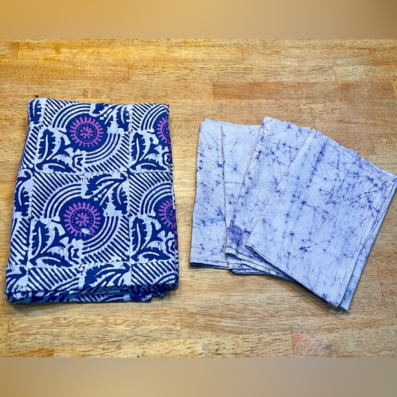 Rare Handmade Batik Tapestry Table Linens Lg Tablecloth 54"x86" Napkins 22"x22" - Picture 6 of 13